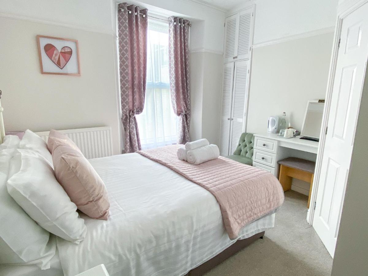 No 6 Quality Guesthouse Llandudno Exterior photo