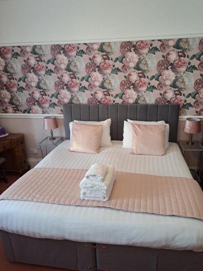 No 6 Quality Guesthouse Llandudno Exterior photo